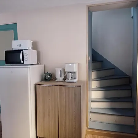 Maison Proche Du Centre Holiday home Sees